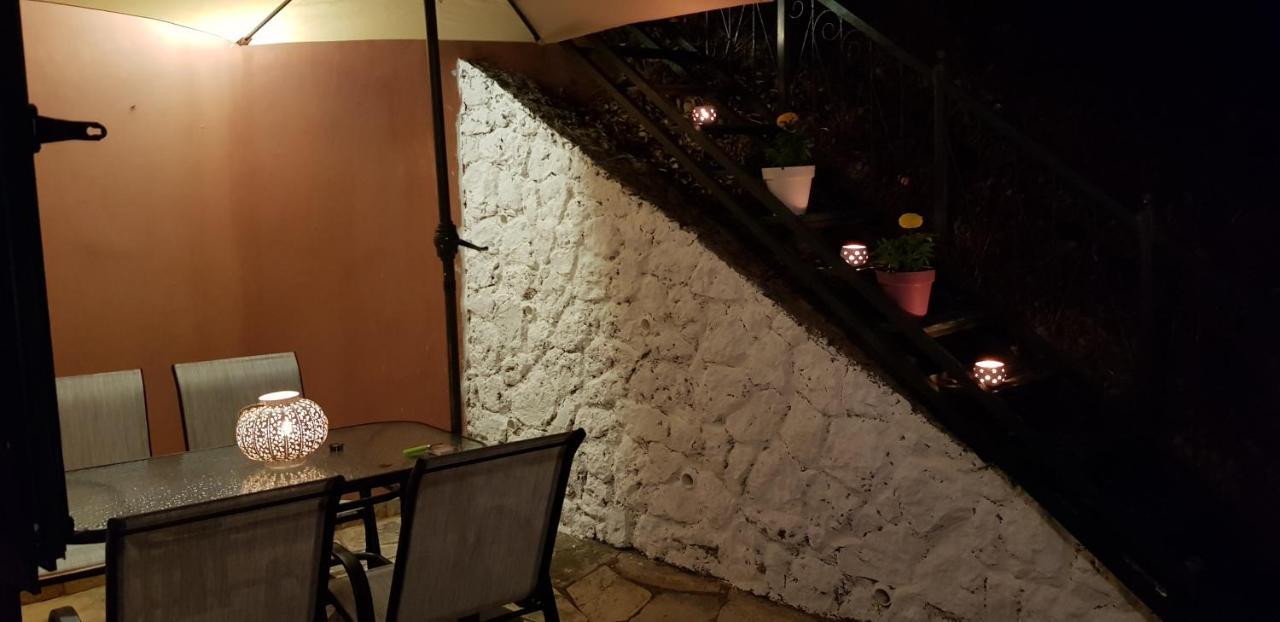 Corfu Glyfada Menigos Beach Apartments Экстерьер фото