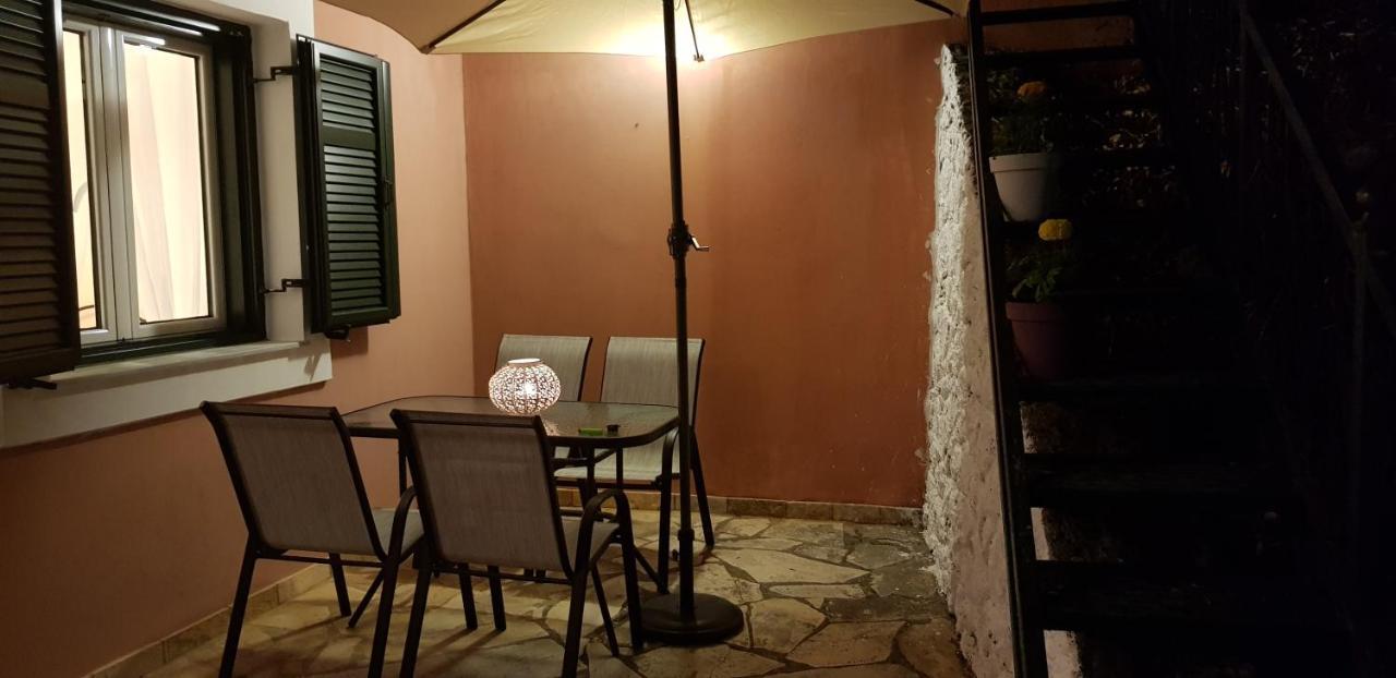 Corfu Glyfada Menigos Beach Apartments Экстерьер фото